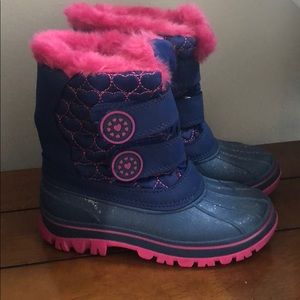 Girls Snowboots Size 11/12